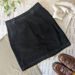Eddie Bauer | 90s | Y2K | Black Corduroy Mini Skirt